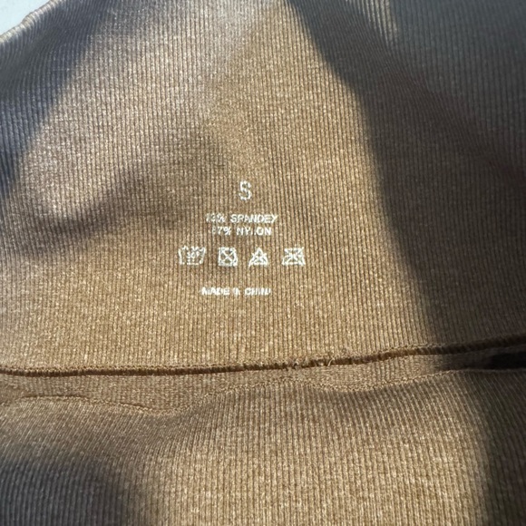 NVGTN Women’s Contour Seamless Leggings Beige Size Small New - Picture 9 of 13